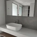 Hesperian Luxury With Private Heated Pools