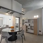 וילה Hesperian Luxury With Private Heated Pools *