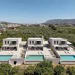 Hesperian Luxury With Private Heated Pools Villa *