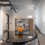 וילה Hesperian Luxury With Private Heated Pools