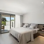 Villa Hesperian Luxury With Private Heated Pools *