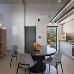 וילה Hesperian Luxury With Private Heated Pools חאניה