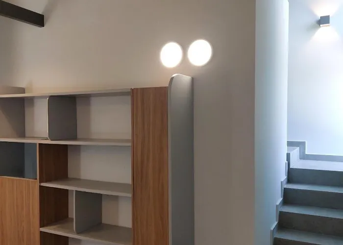 Hesperian Luxury 干尼亞